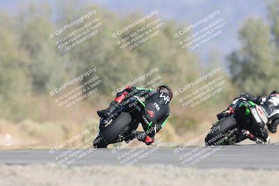 media/Oct-04-2025-CVMA (Sat) [[408bcdd6e4]]/Race 13-Amateur Supersport Open/